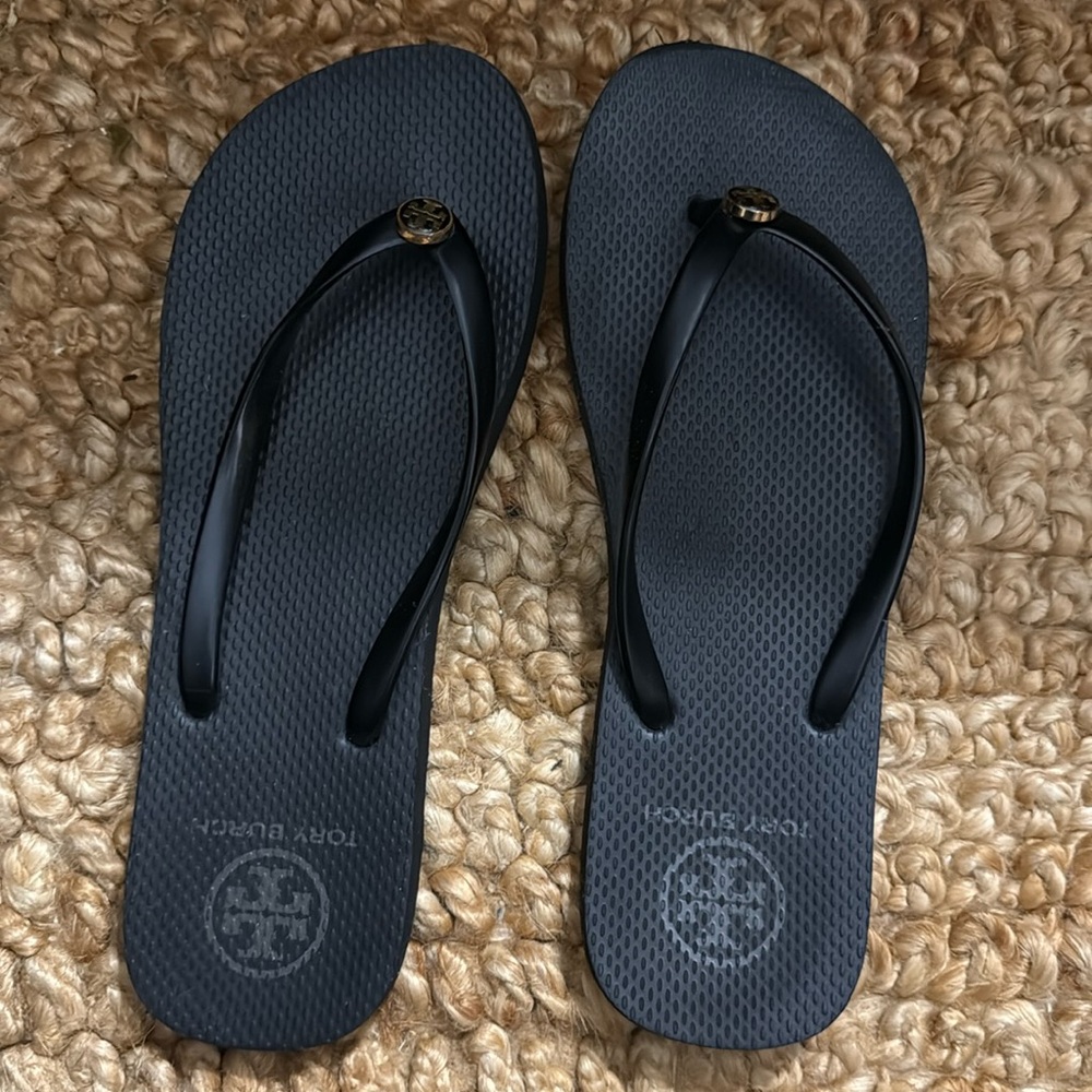 Tory Burch Flip Flops size 9